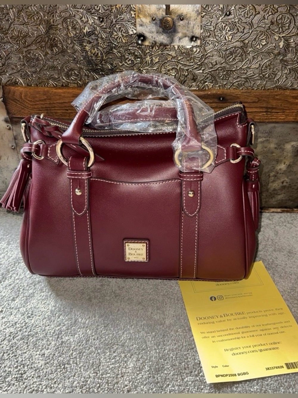 NWT Dooney & Bourke Burgundy Penrose Satchel 30 Limited Edition - Picture 10 of 10